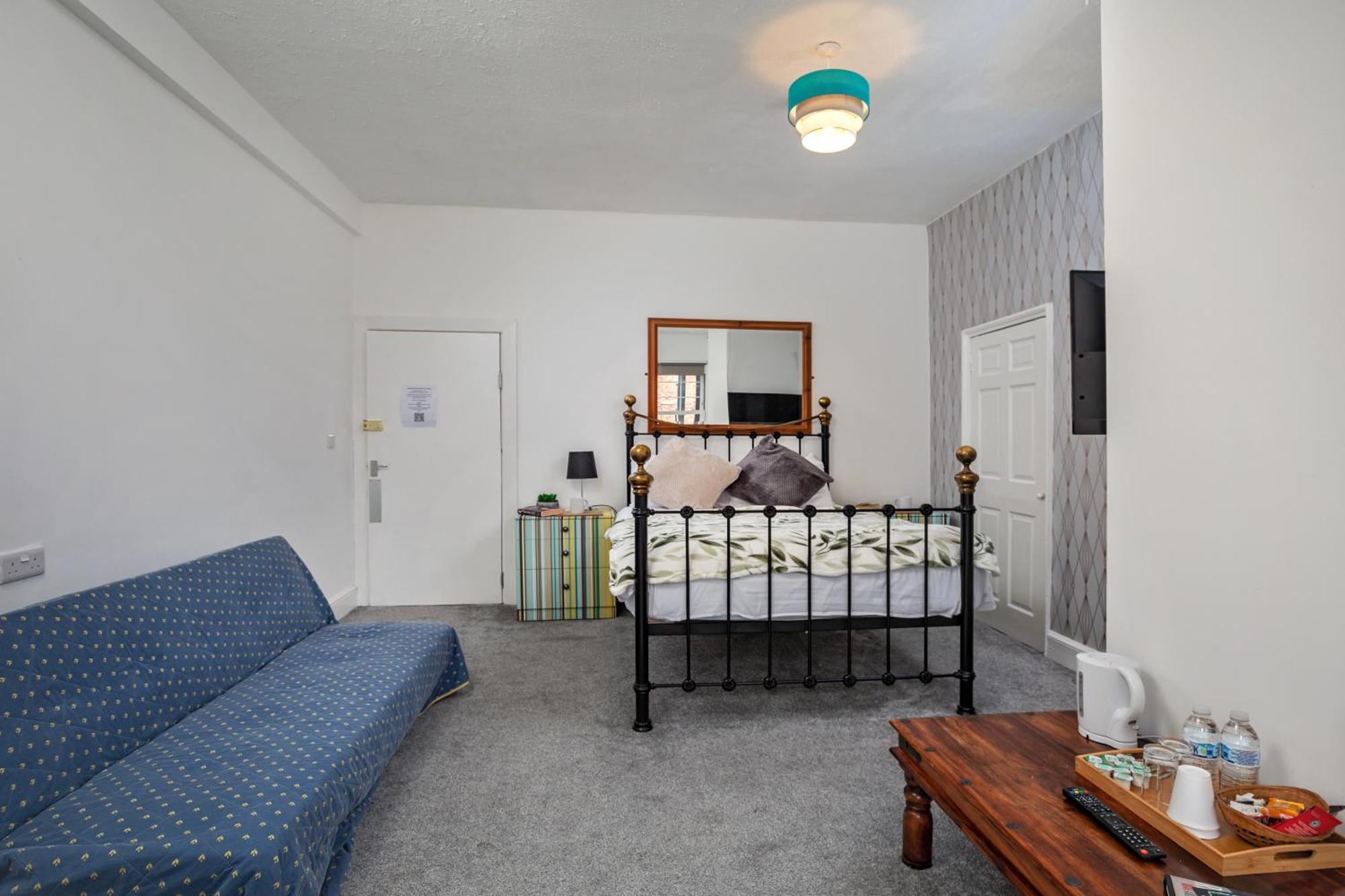 Serenity Guest House Скарборо Экстерьер фото