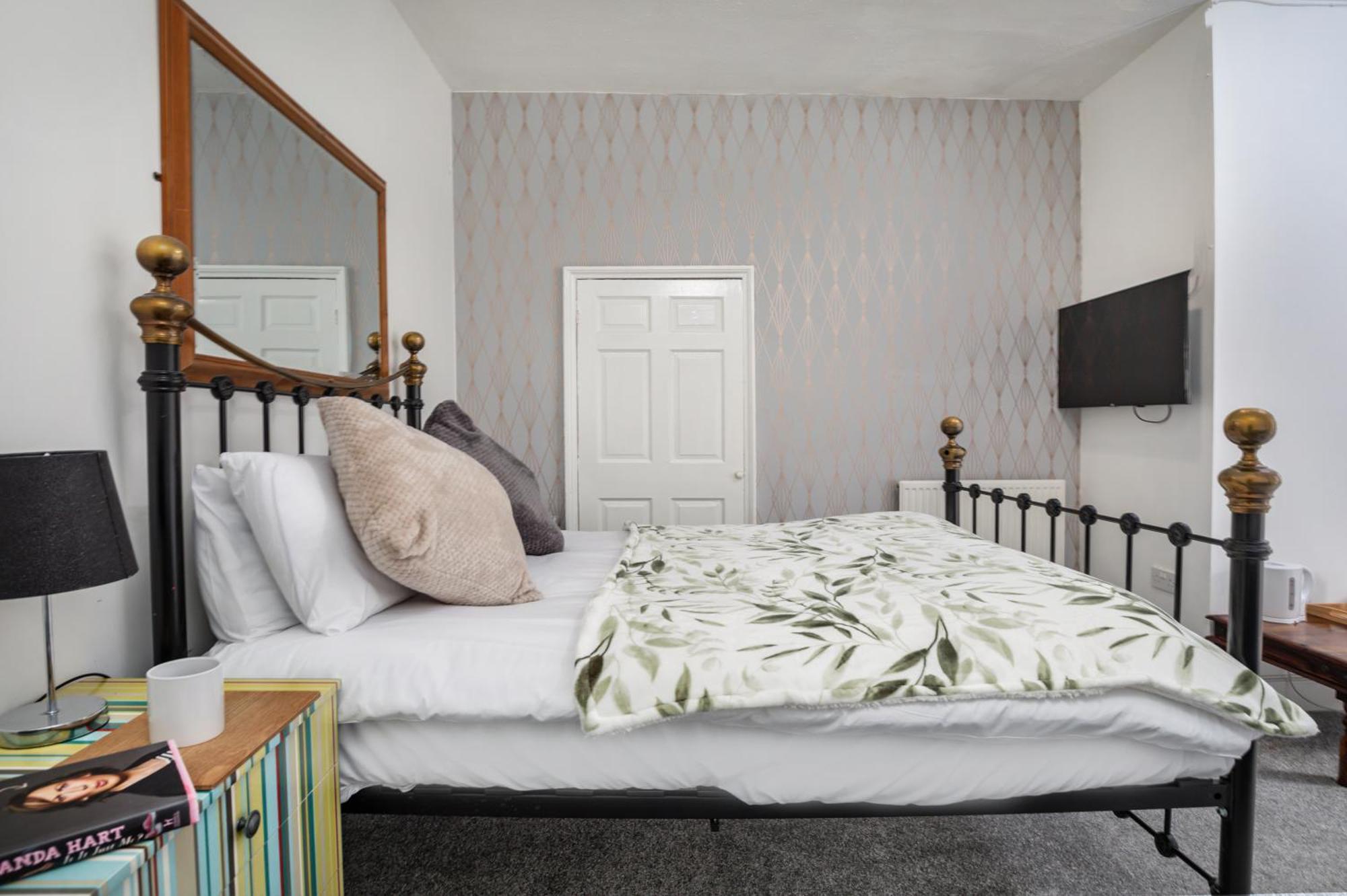 Serenity Guest House Скарборо Экстерьер фото